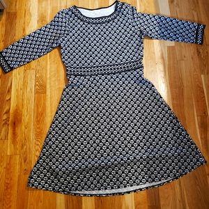 Max Studio Black And White Pattern Dress